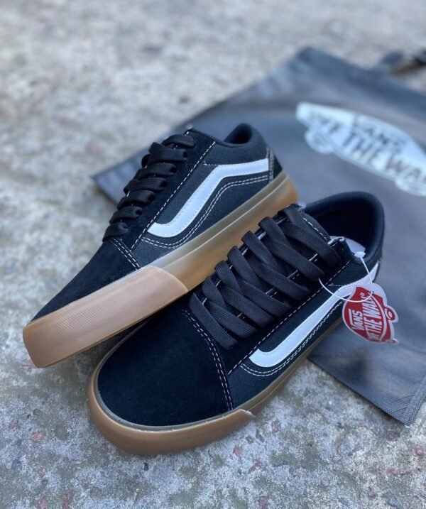 VANS OLD SKOOL GAMUZA - Image 10