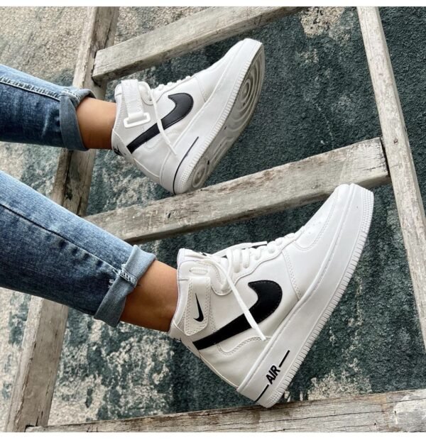 Nike Air Boot - Image 6