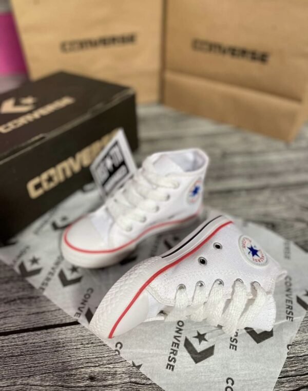 Converse Bota Niño