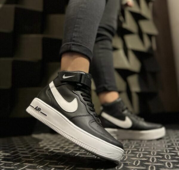 Nike Air Boot - Image 4