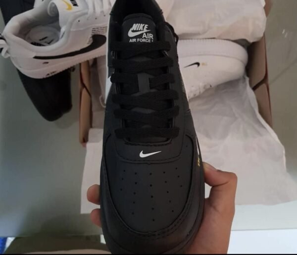 Nike TM - Image 3