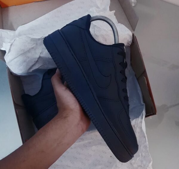 Nike Air Force 1 - Image 4