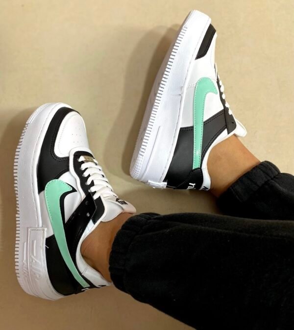 Nike Shadow - Image 8