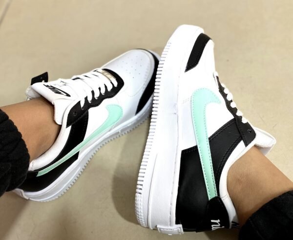 Nike Shadow - Image 7